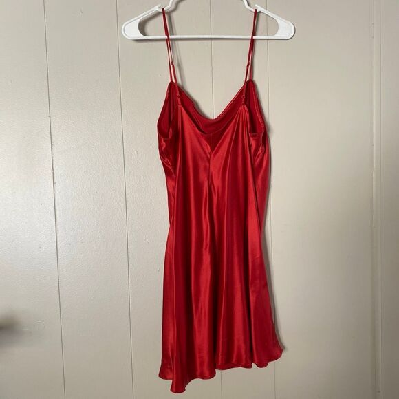 Victoria’s Secret Red Satin Slip Dress – Women’s Large Lingerie Nightgown - Picture 2 of 6